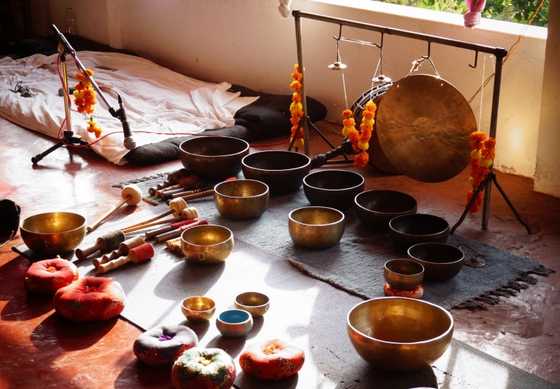 Tibetan sound healing training with shiva girish